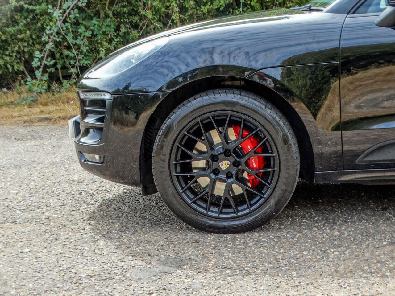 2017 Porsche 3.0T V6 GTS PDK 4WD Euro 6 (s/s) 5dr