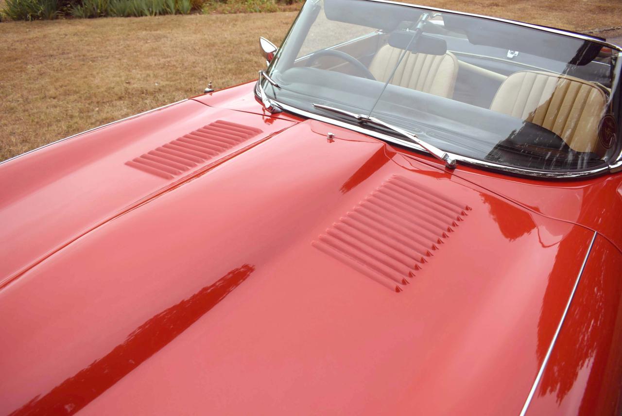 1974 Jaguar E-Type Series III V12 Roadster