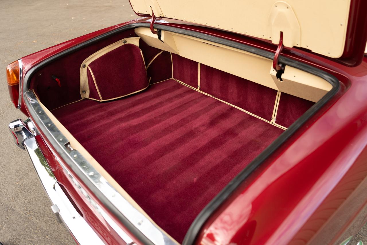 1968 Rolls - Royce Silver Shadow Drophead Coup&eacute; by Mulliner Park Ward