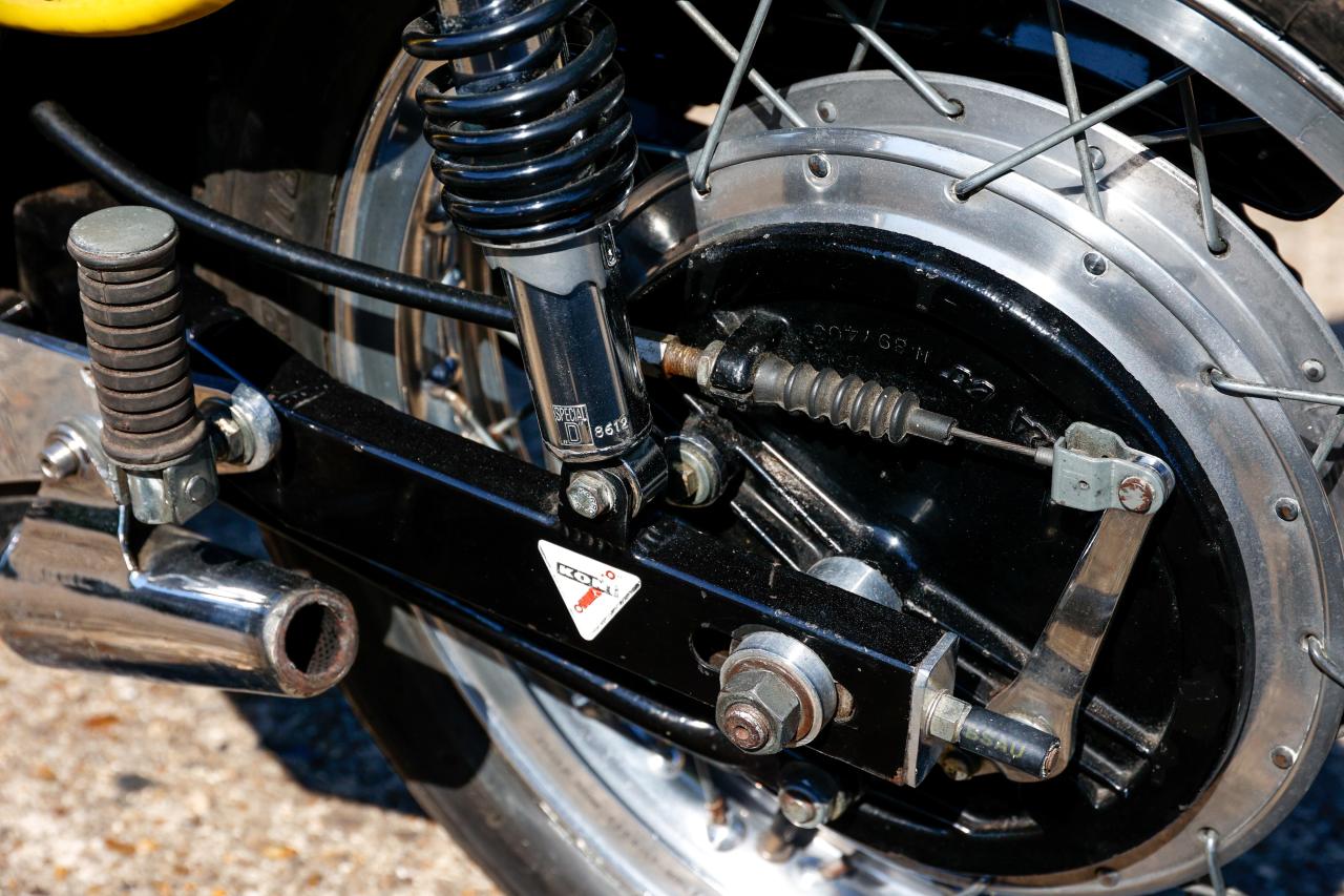 1990 Brooklands GB500