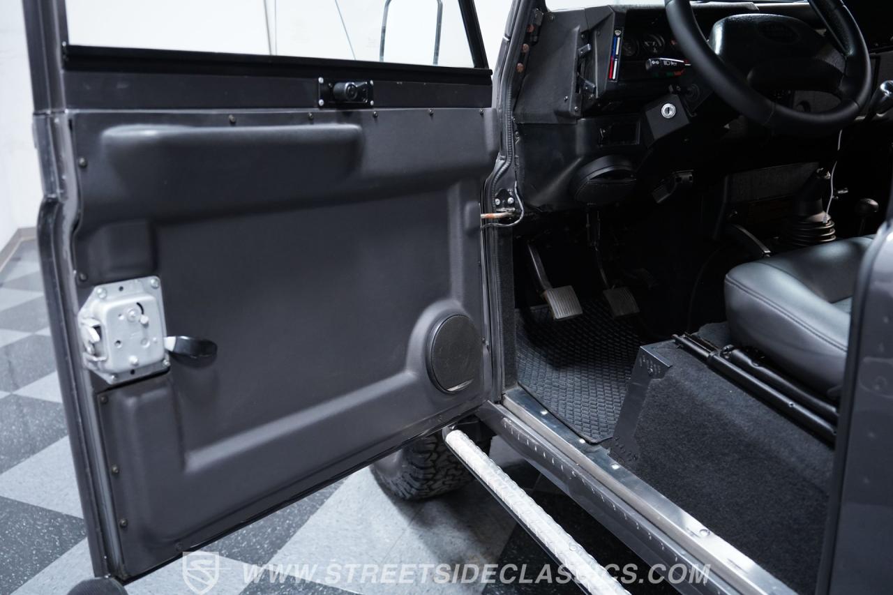 1997 Land Rover Defender 110 Pickup