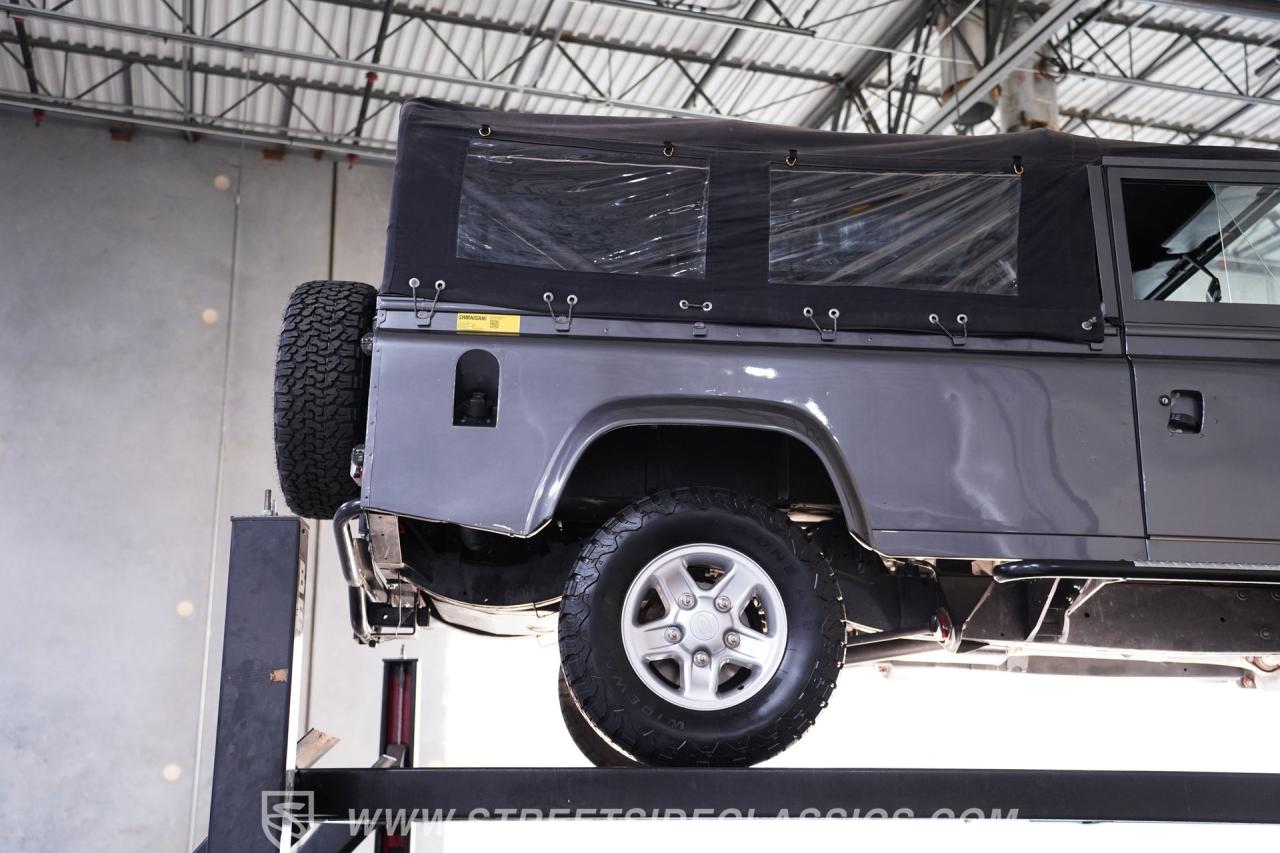 1997 Land Rover Defender 110 Pickup