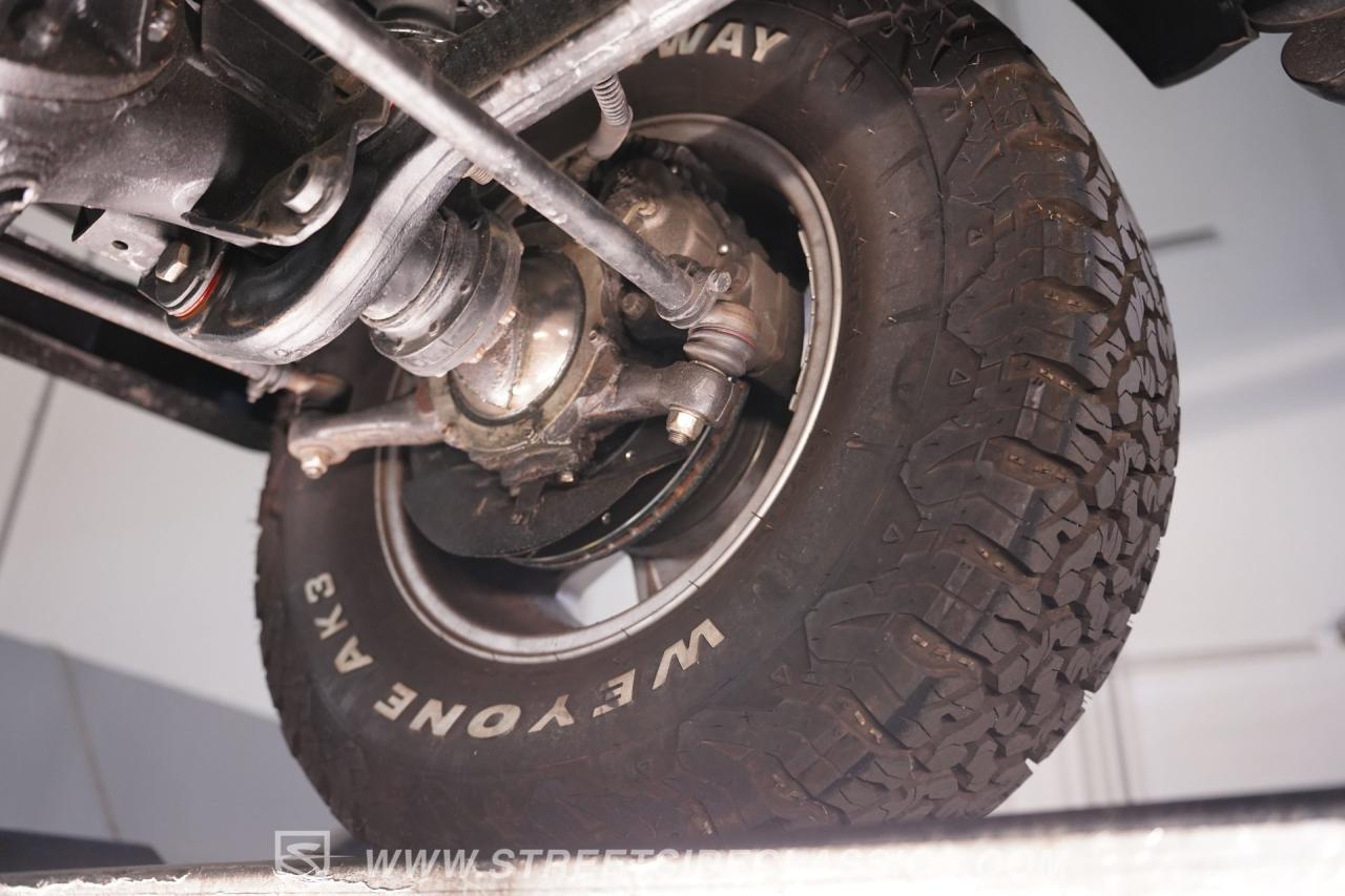 1997 Land Rover Defender 110 Pickup