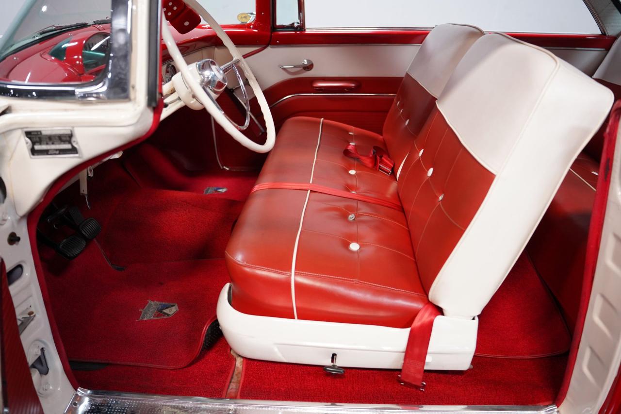 1955 Ford Fairlane Victoria