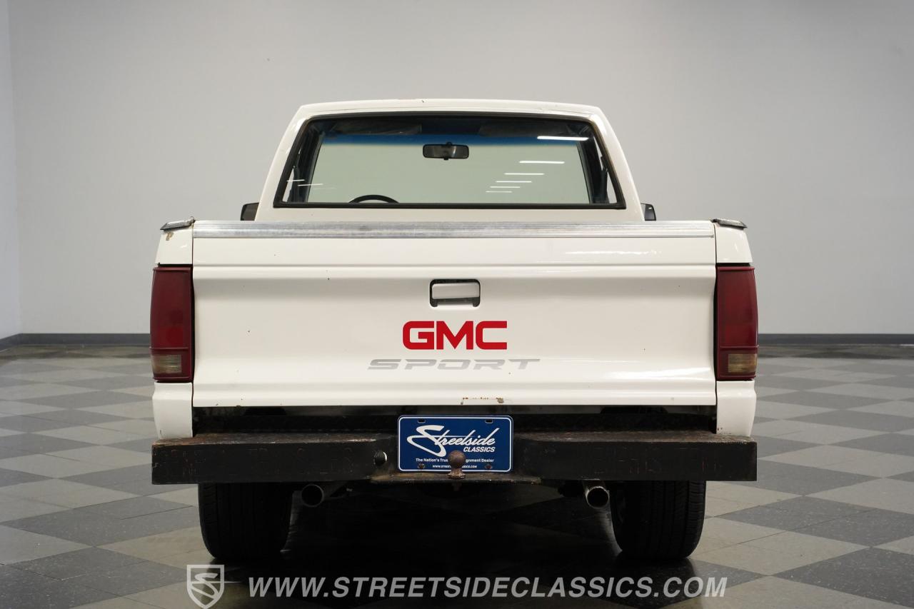 1989 GMC S15 V8 Restomod