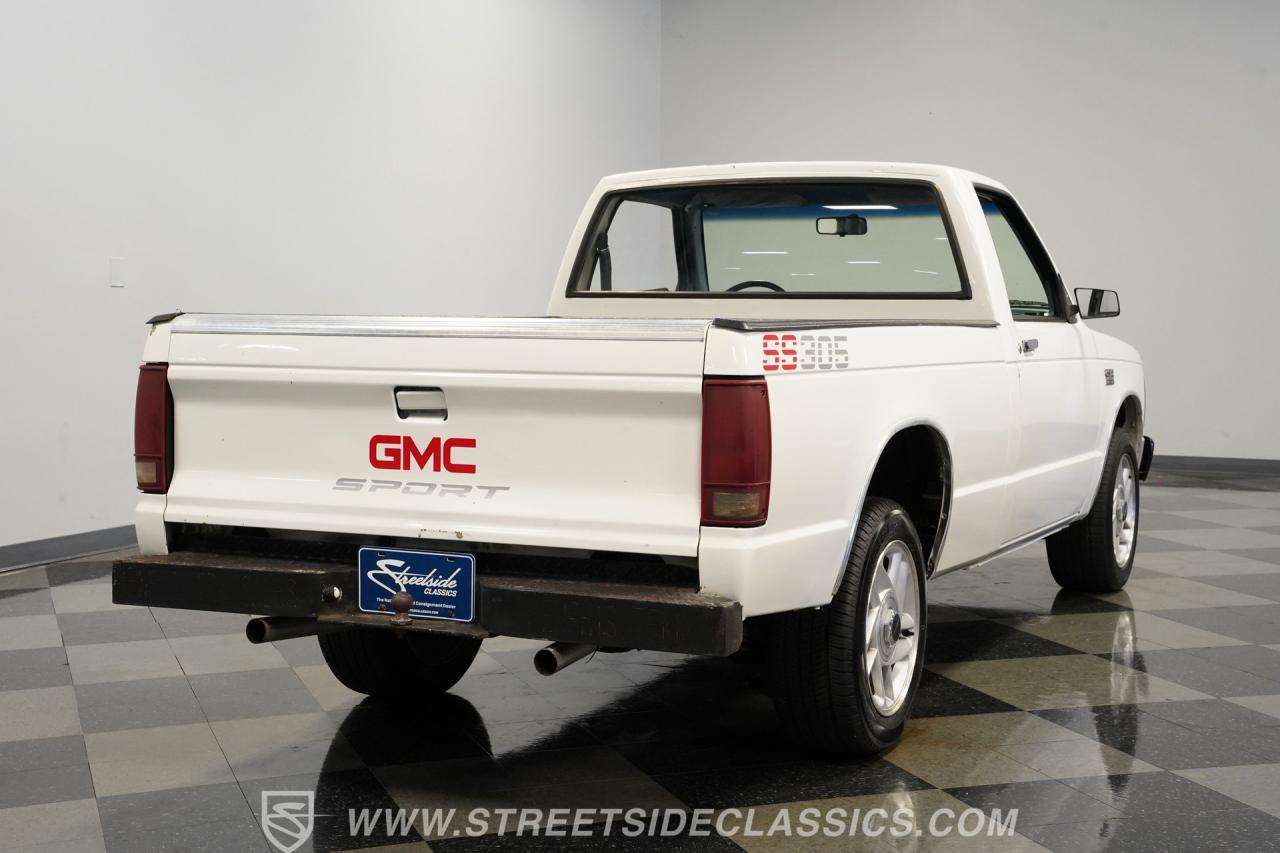 1989 GMC S15 V8 Restomod