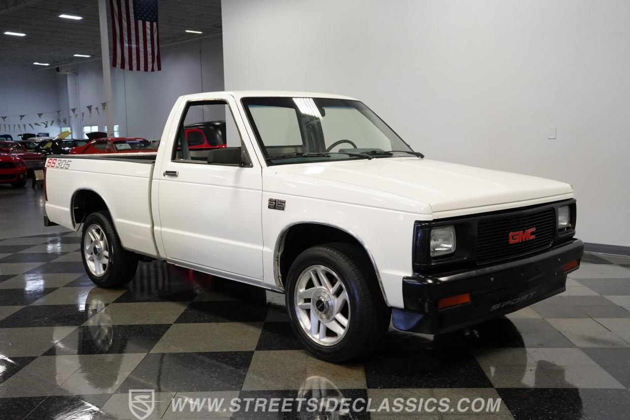1989 GMC S15 V8 Restomod