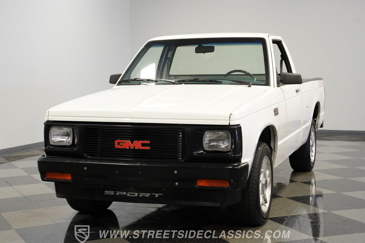 1989 GMC S15 V8 Restomod
