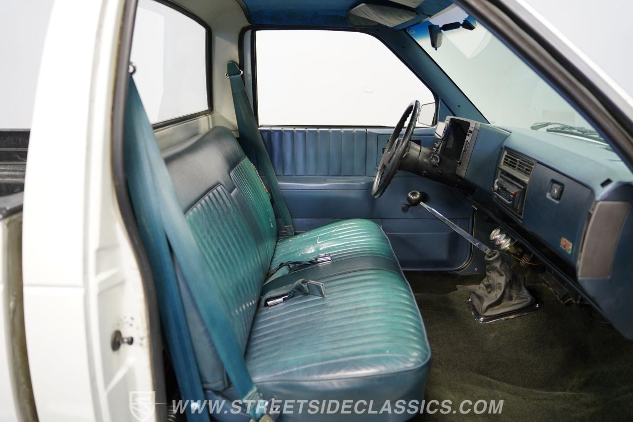 1989 GMC S15 V8 Restomod