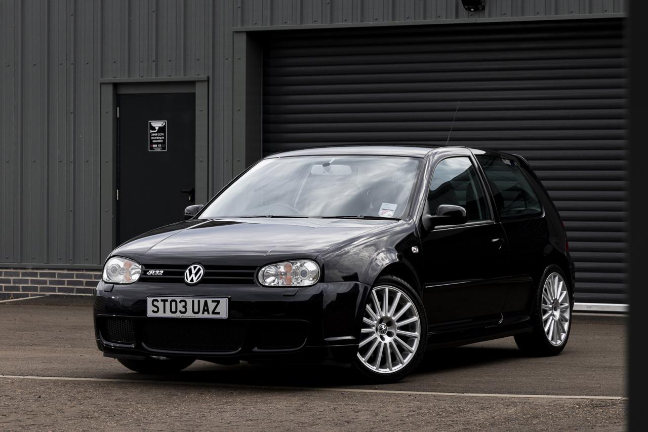 2003 Volkswagen Golf (Mk4) R32
