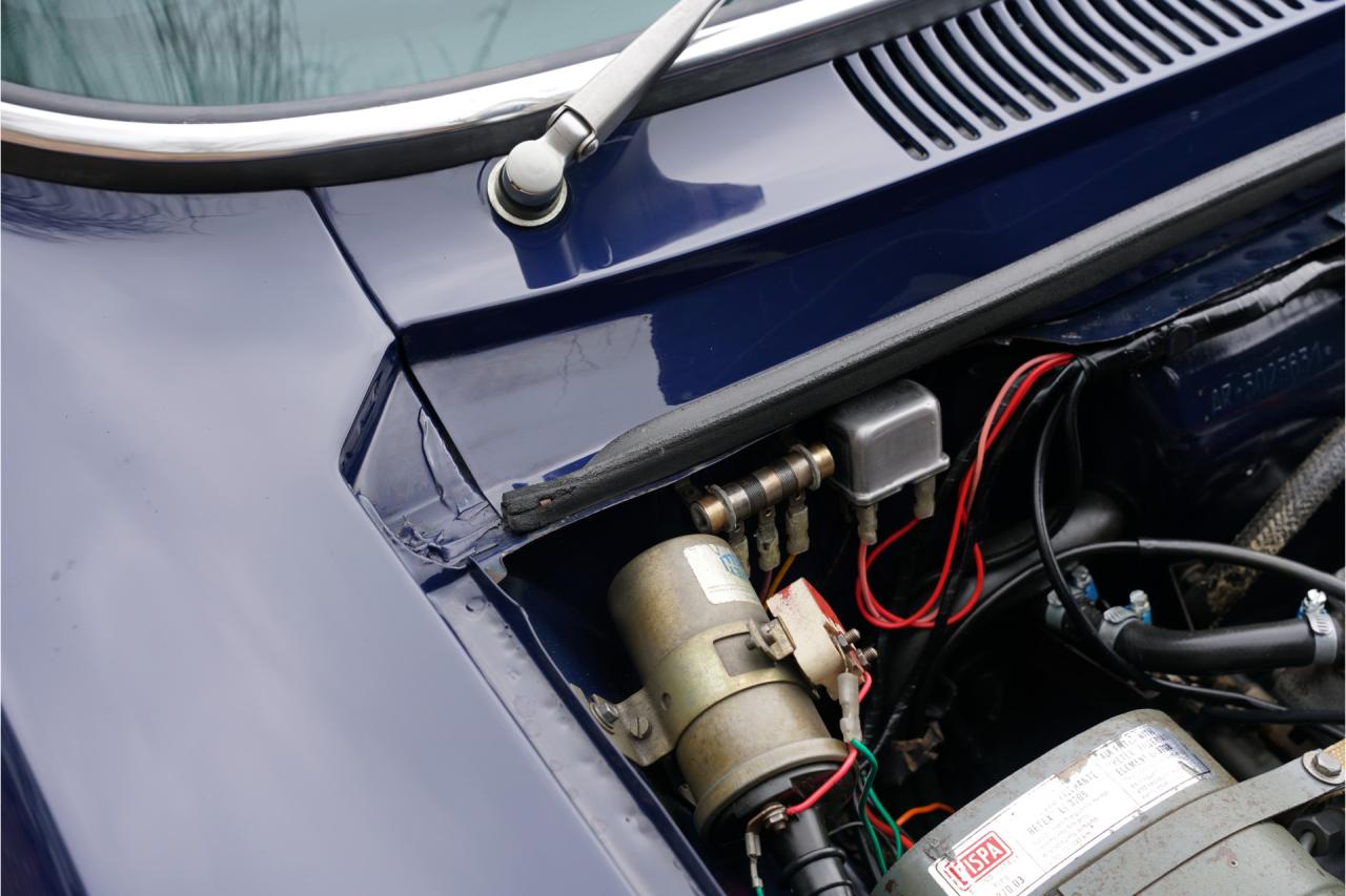 1974 Alfa Romeo GTV 2000 Bertone &ldquo;Blu Ollandese over Naturale&rdquo;
