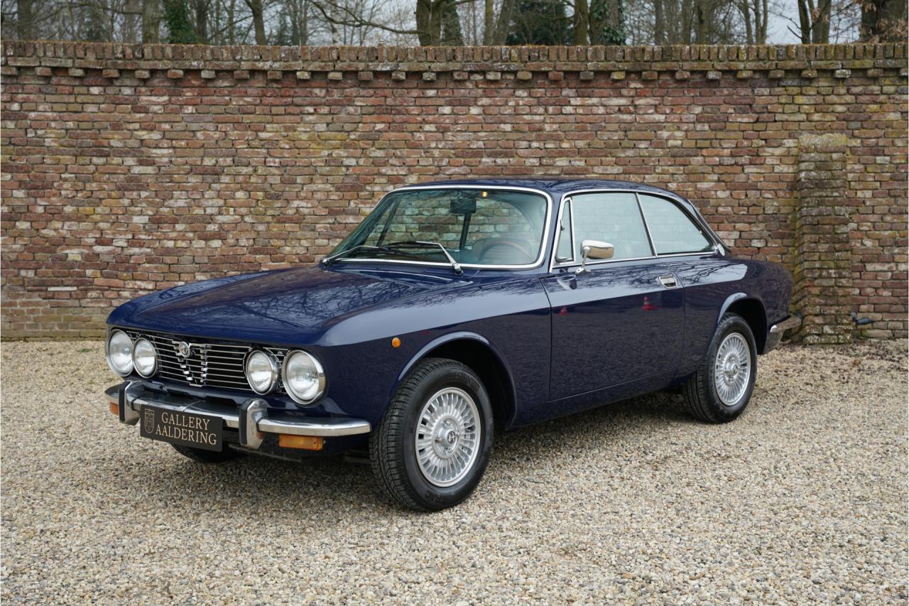 1974 Alfa Romeo GTV 2000 Bertone &ldquo;Blu Ollandese over Naturale&rdquo;
