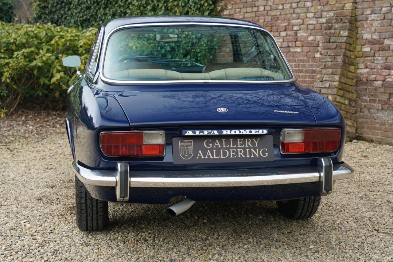 1974 Alfa Romeo GTV 2000 Bertone &ldquo;Blu Ollandese over Naturale&rdquo;
