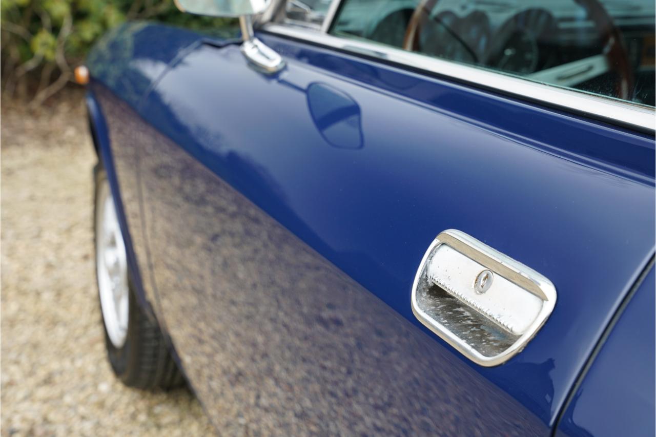 1974 Alfa Romeo GTV 2000 Bertone &ldquo;Blu Ollandese over Naturale&rdquo;