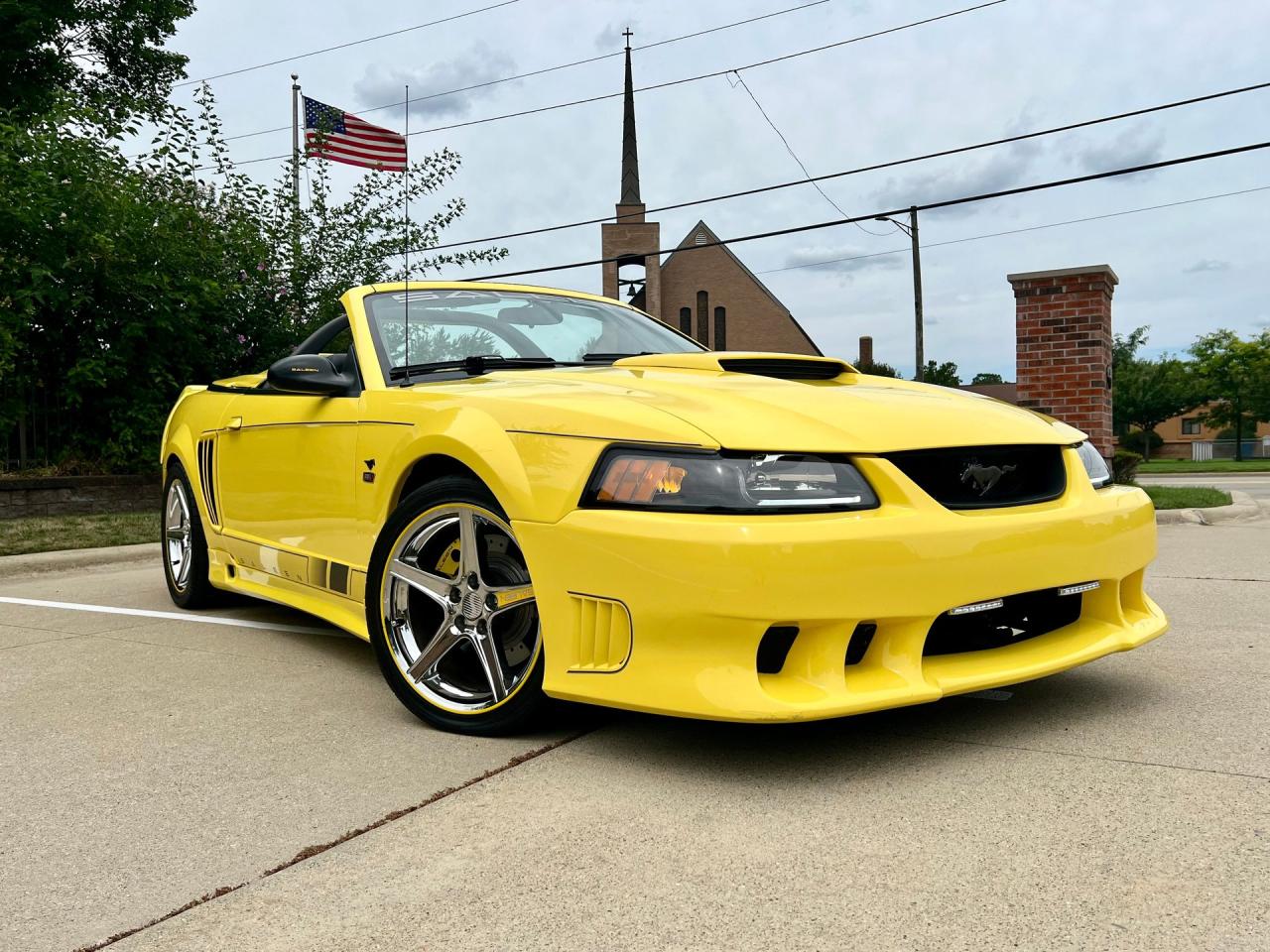 2002 Ford Saleen Mustang
