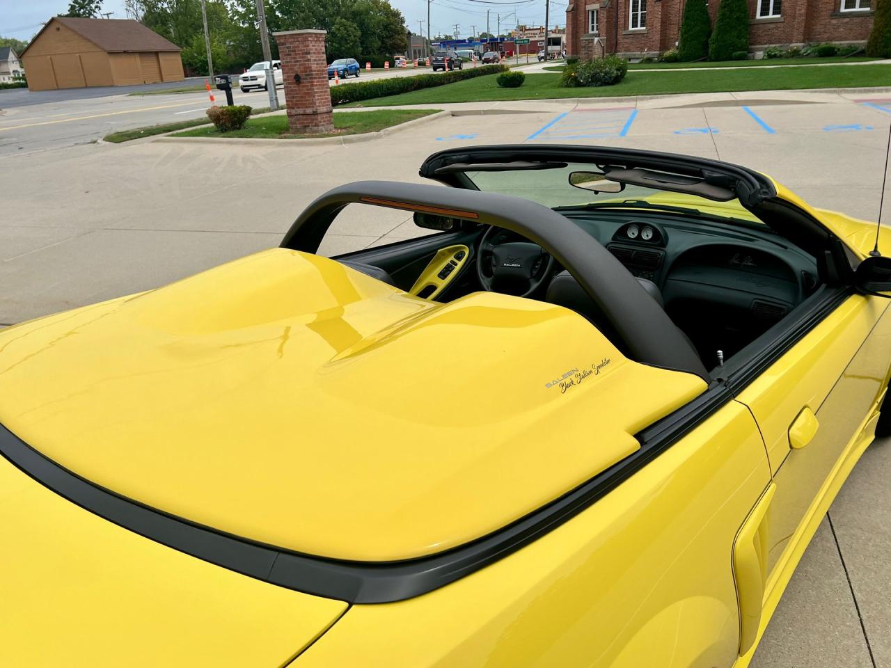 2002 Ford Saleen Mustang
