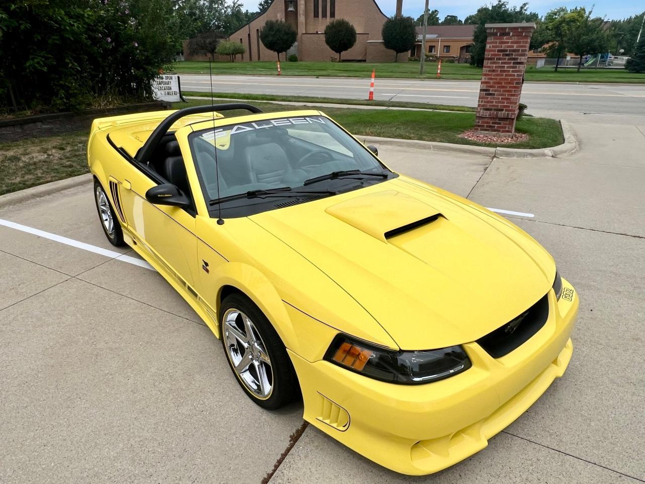 2002 Ford Saleen Mustang