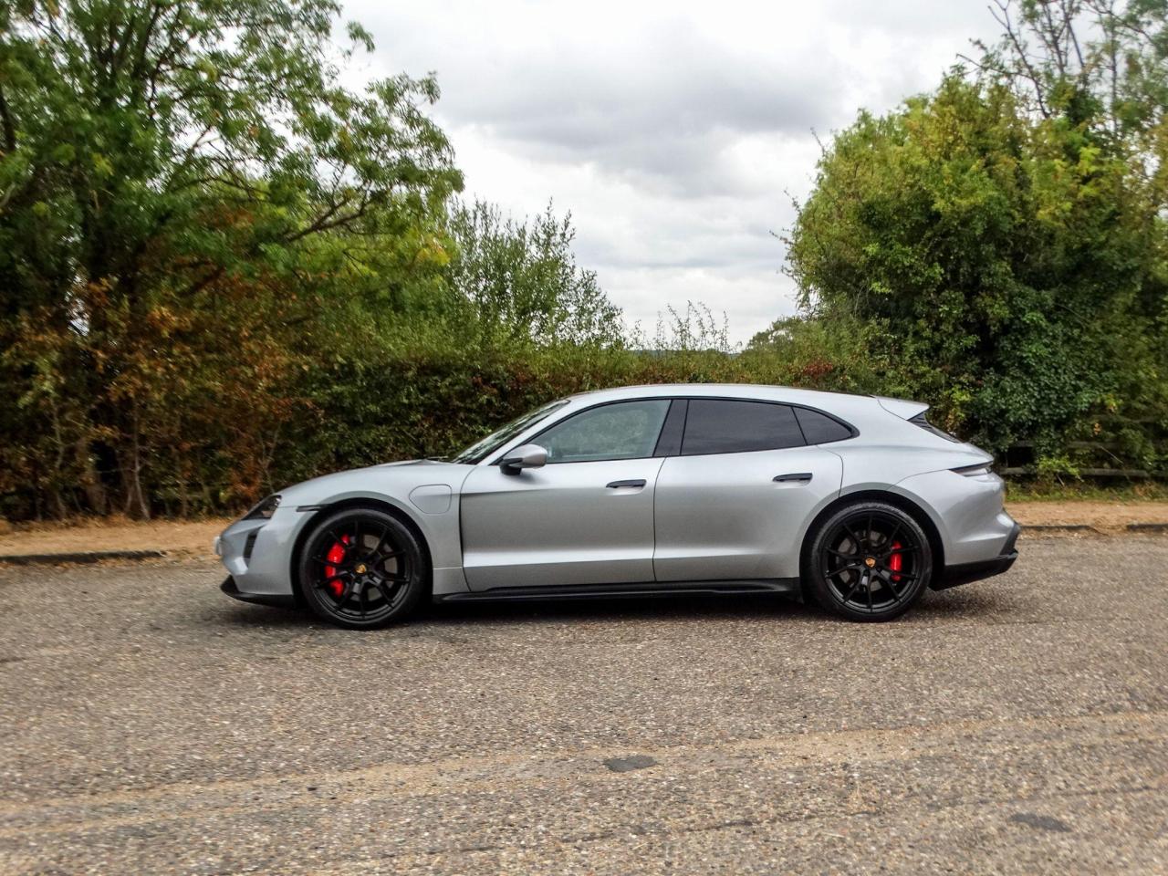 2023 Porsche Performance Plus 93.4kWh GTS Sport Turismo Auto 4WD 5dr (11kW Charger)
