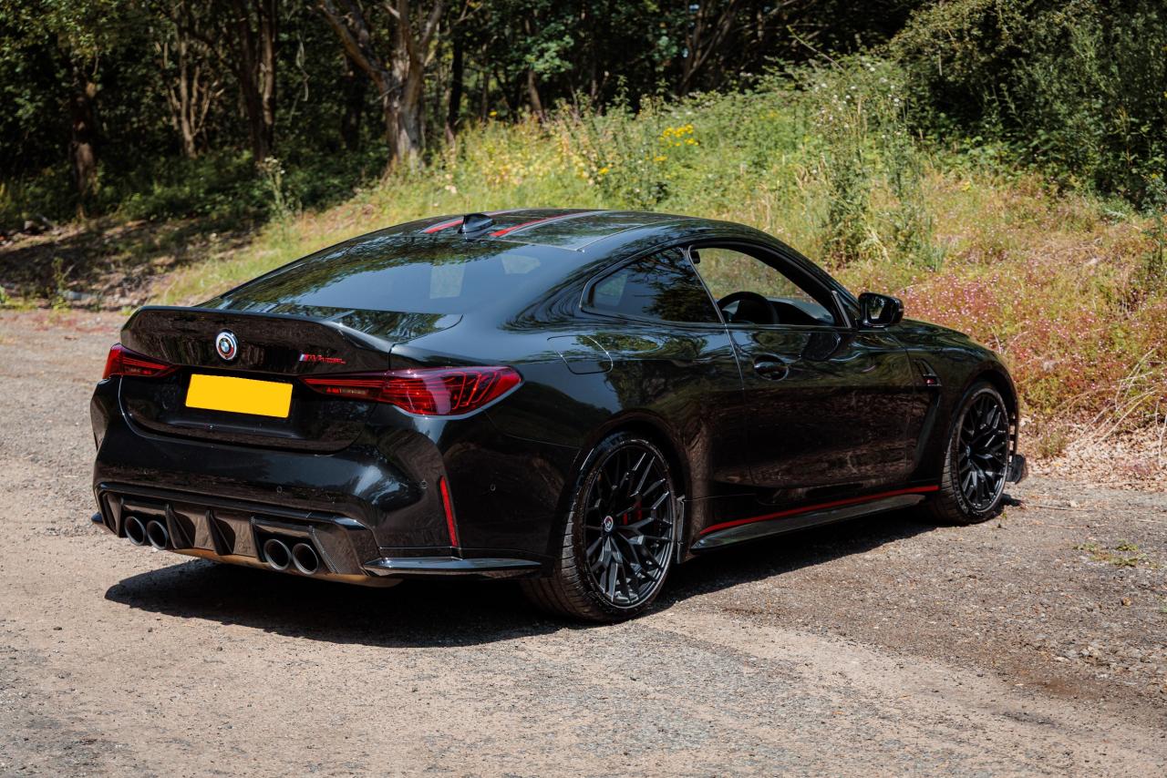 2022 BMW M4 CSL
