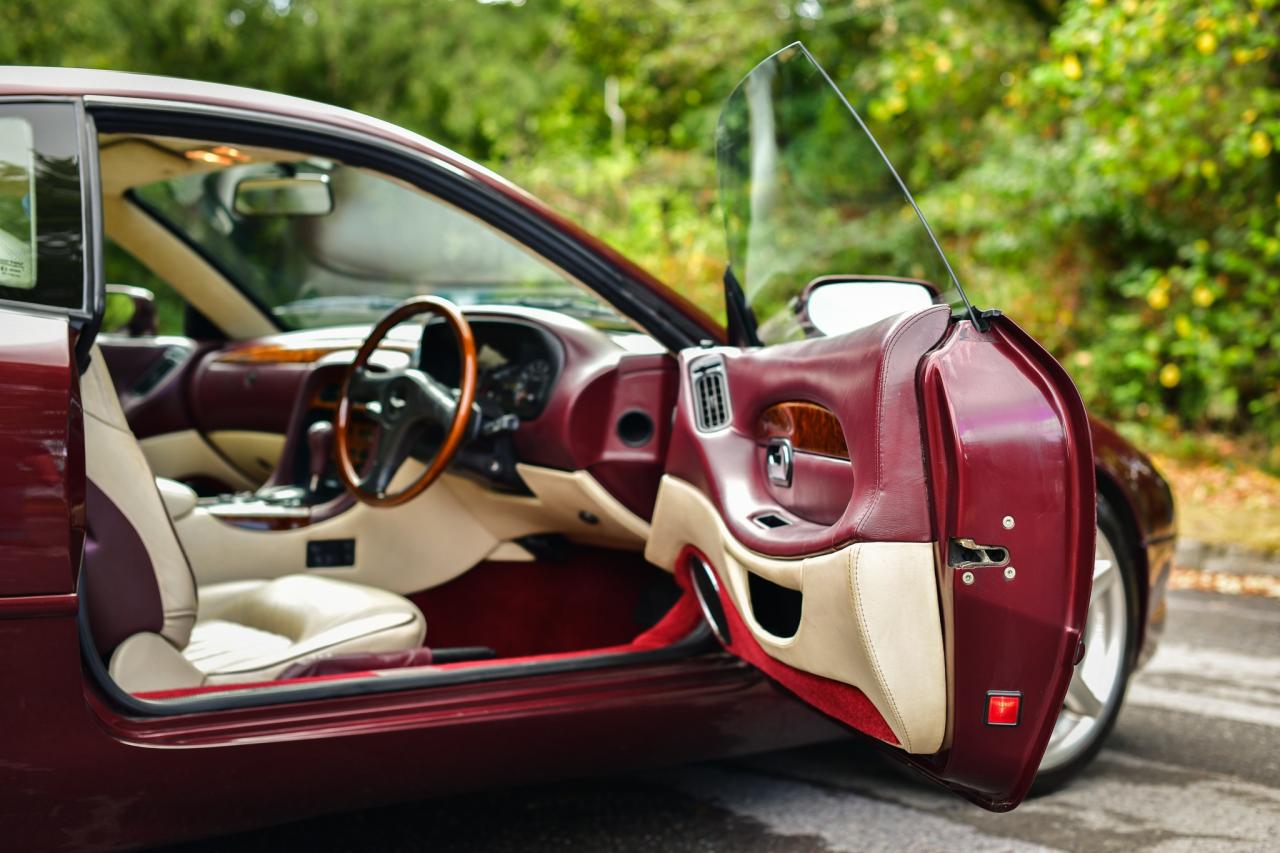 1997 Aston Martin DB7 i6