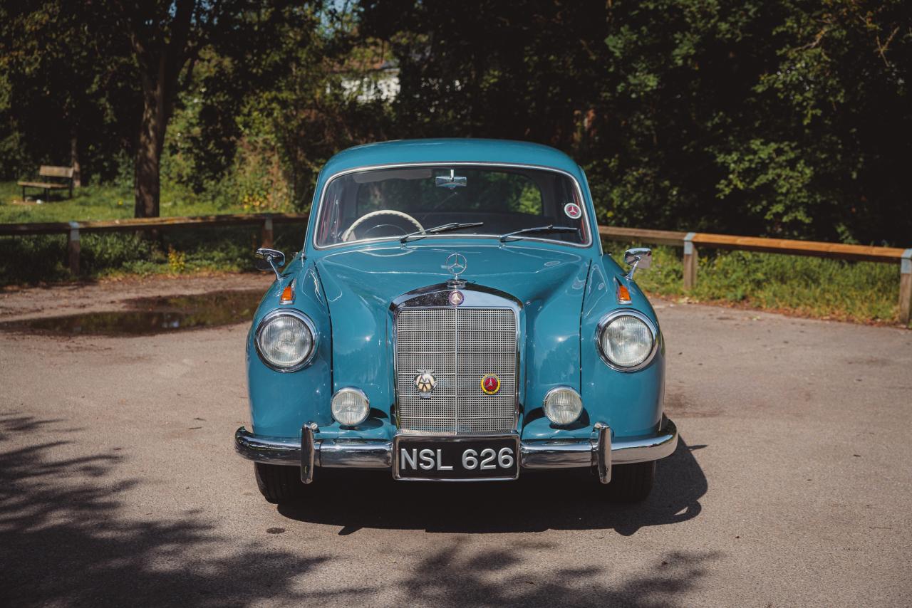 1956 Mercedes - Benz 220a Ponton
