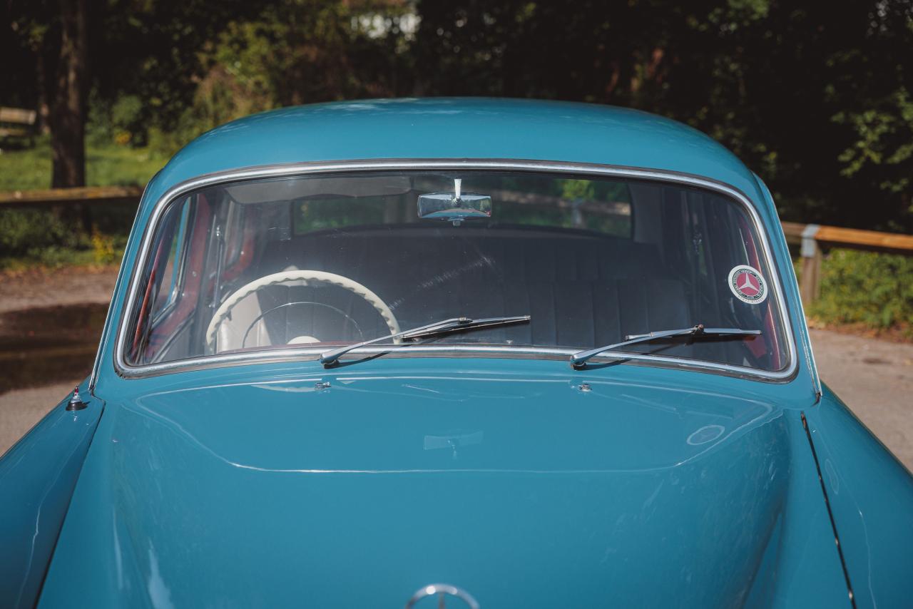 1956 Mercedes - Benz 220a Ponton