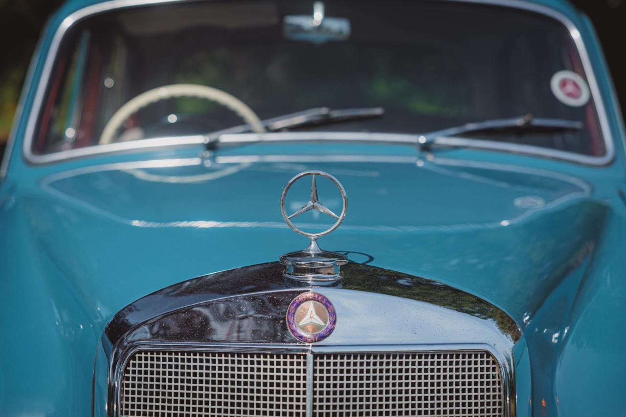 1956 Mercedes - Benz 220a Ponton
