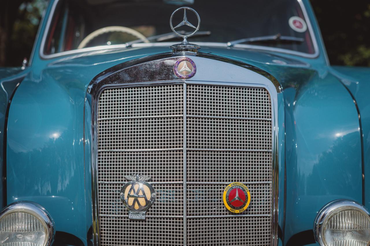 1956 Mercedes - Benz 220a Ponton