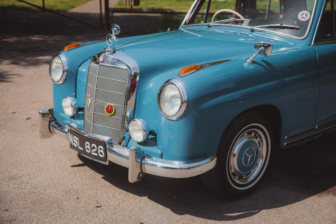 1956 Mercedes - Benz 220a Ponton
