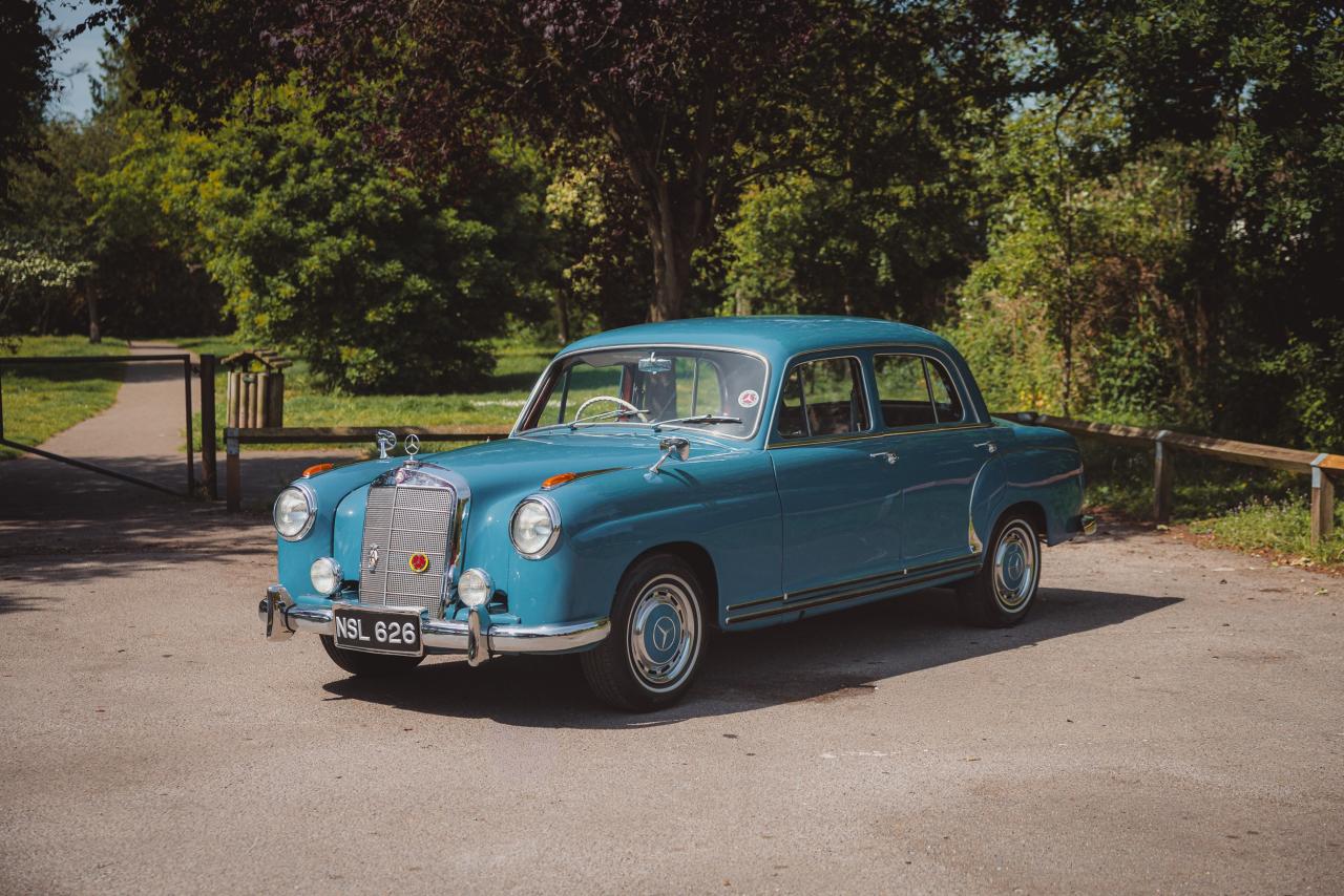 1956 Mercedes - Benz 220a Ponton