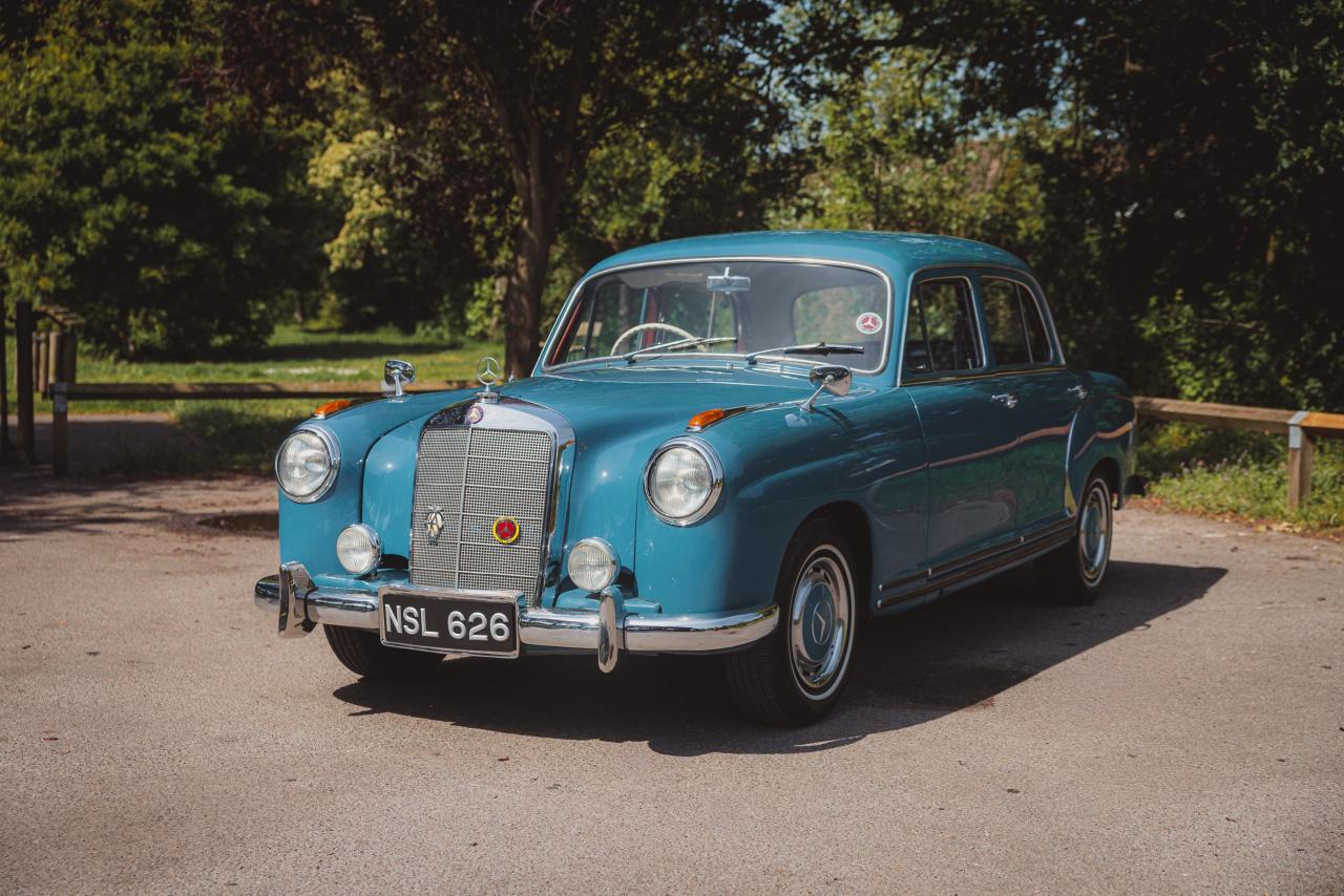 1956 Mercedes - Benz 220a Ponton