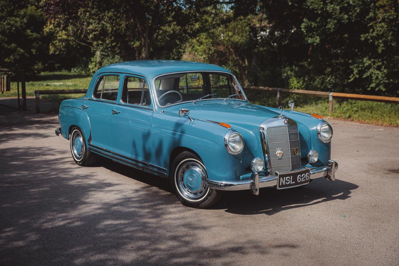 1956 Mercedes - Benz 220a Ponton