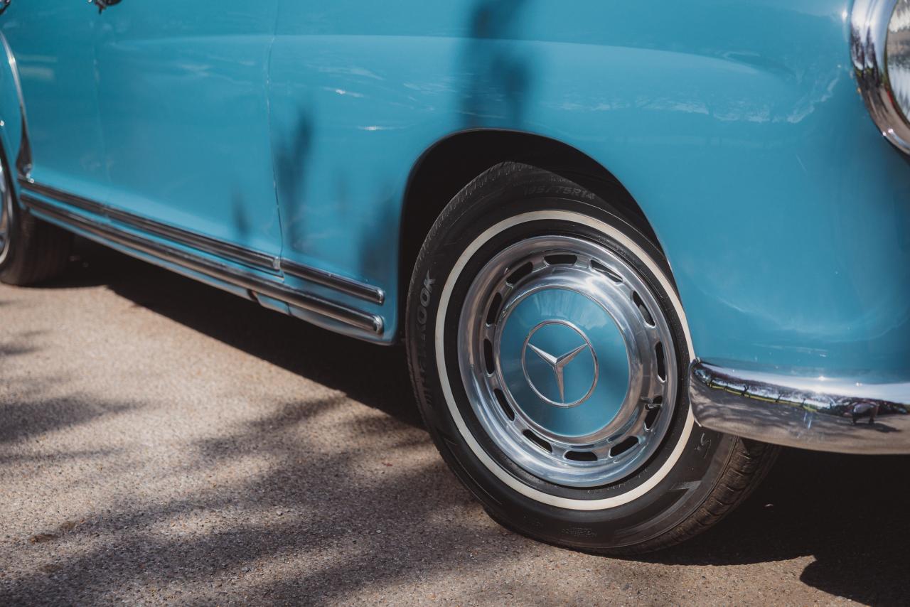 1956 Mercedes - Benz 220a Ponton