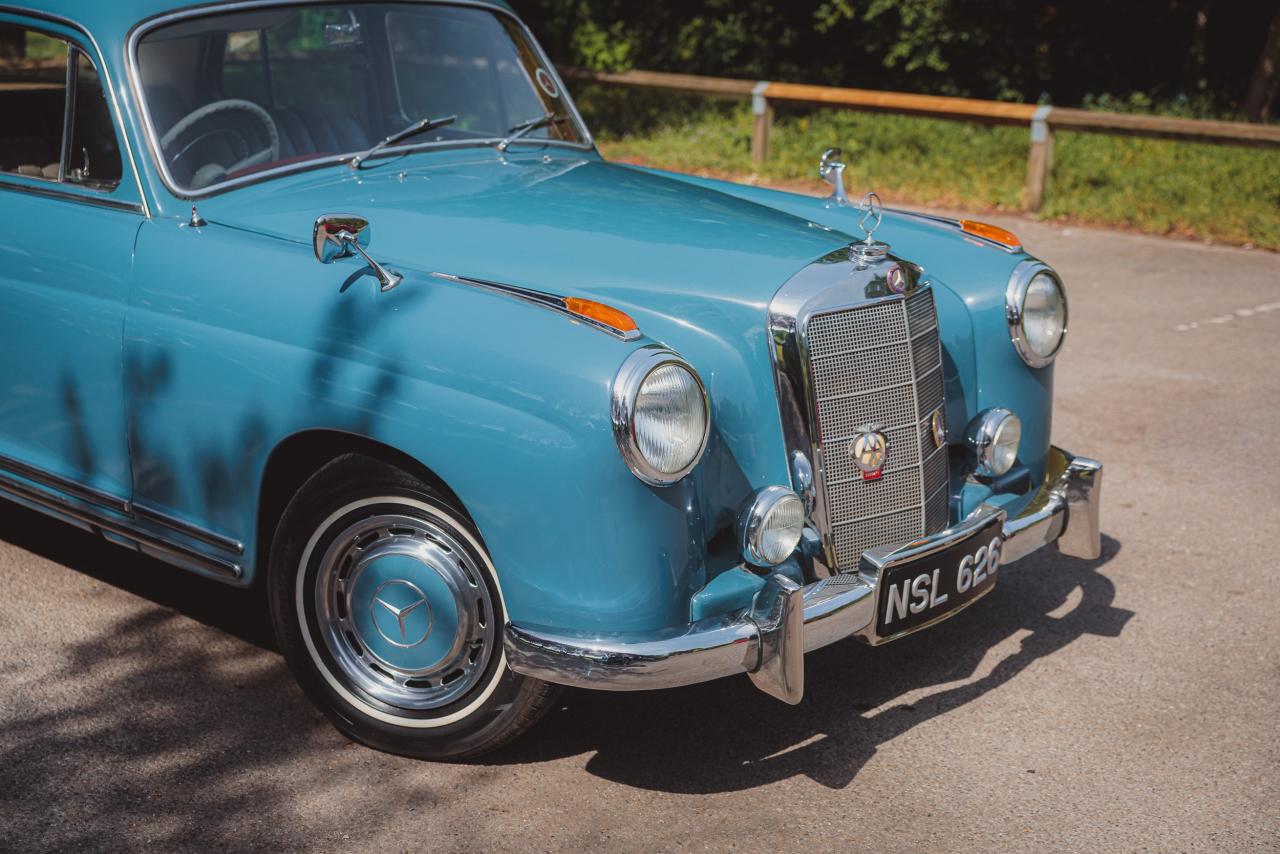 1956 Mercedes - Benz 220a Ponton