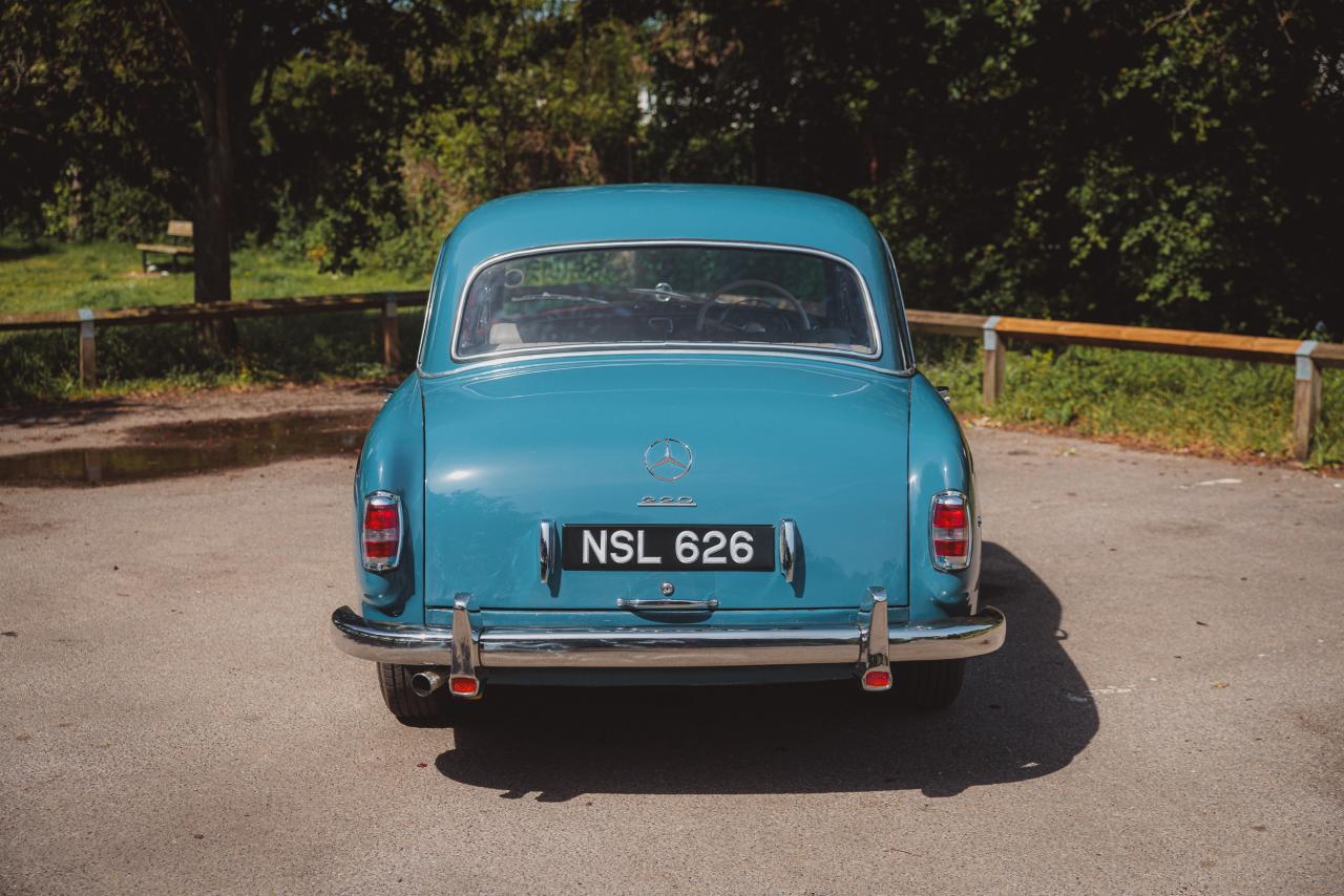 1956 Mercedes - Benz 220a Ponton