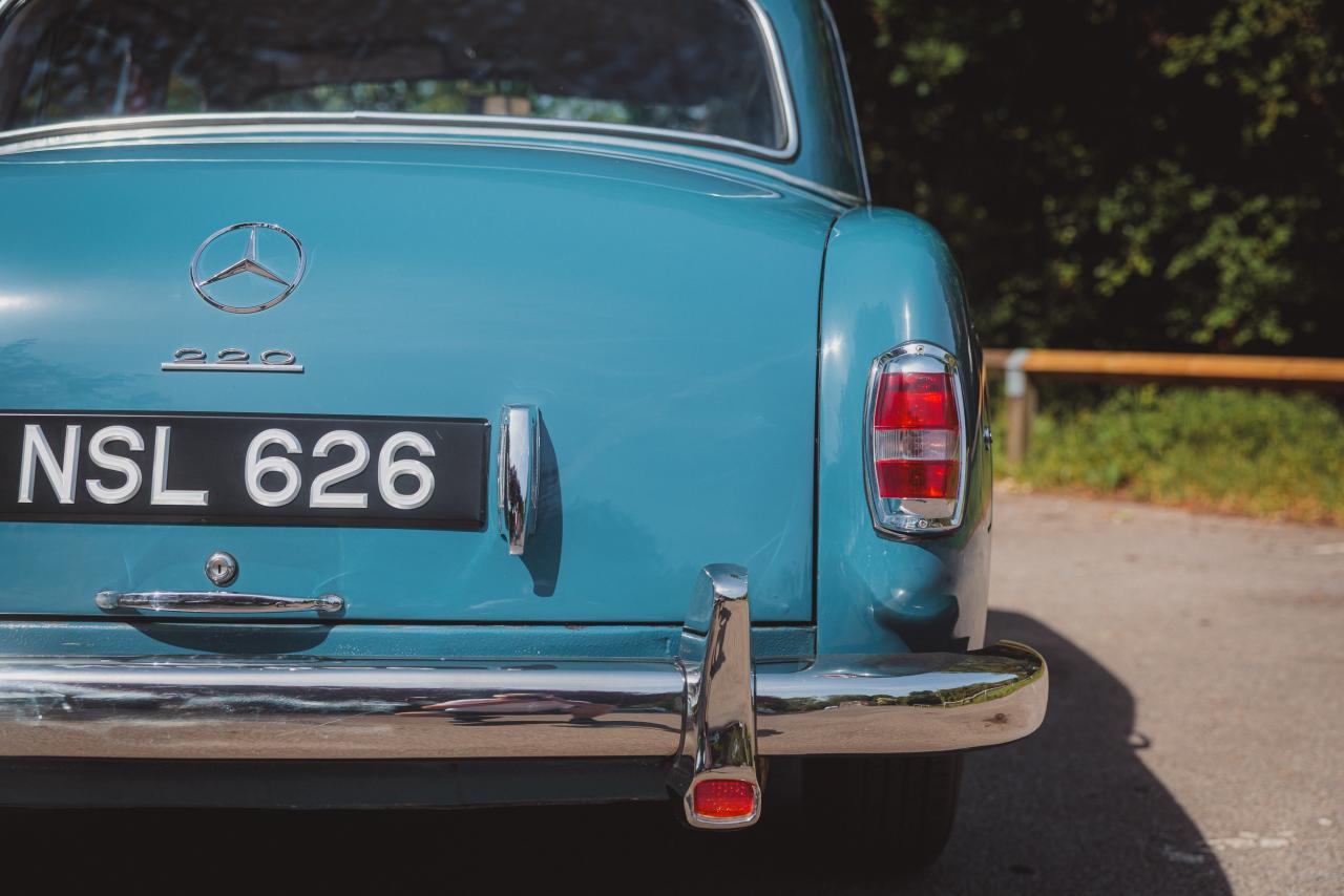 1956 Mercedes - Benz 220a Ponton