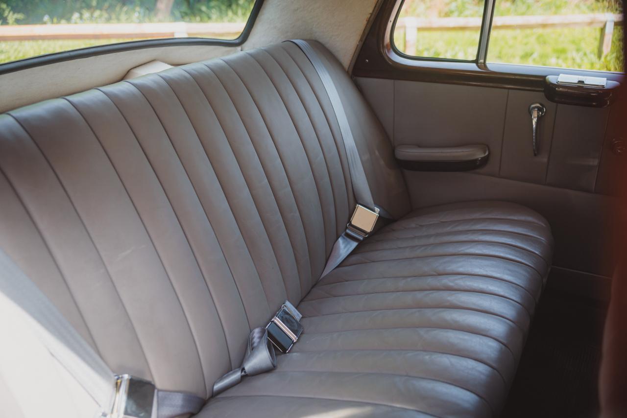 1956 Mercedes - Benz 220a Ponton