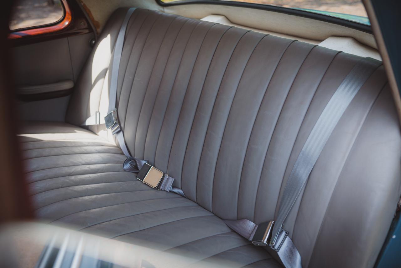1956 Mercedes - Benz 220a Ponton
