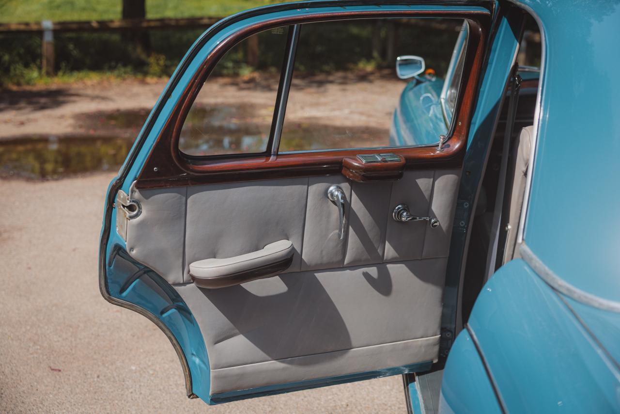 1956 Mercedes - Benz 220a Ponton