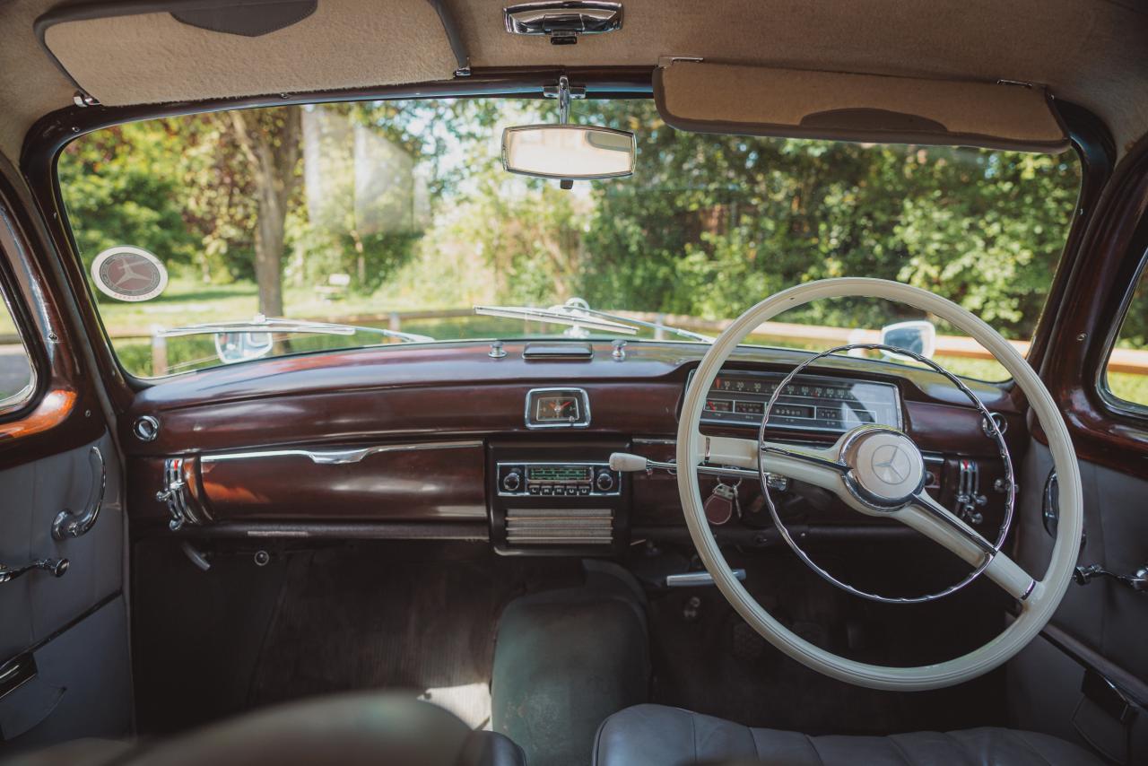 1956 Mercedes - Benz 220a Ponton