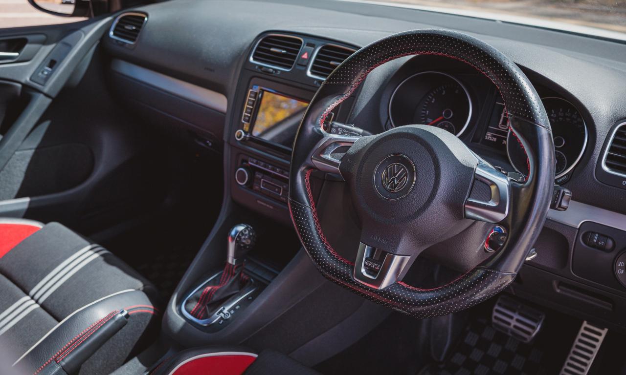 2011 Volkswagen Golf GTi Adidas Edition