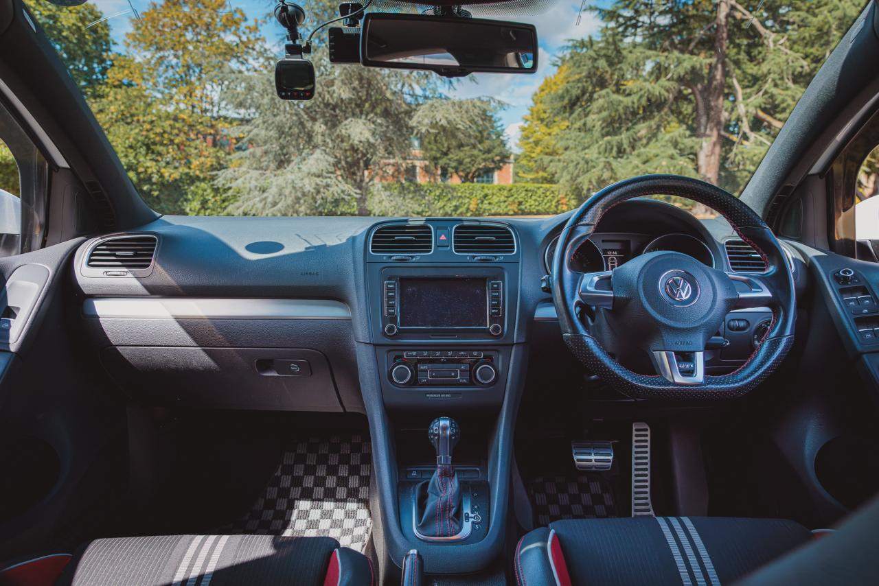 2011 Volkswagen Golf GTi Adidas Edition