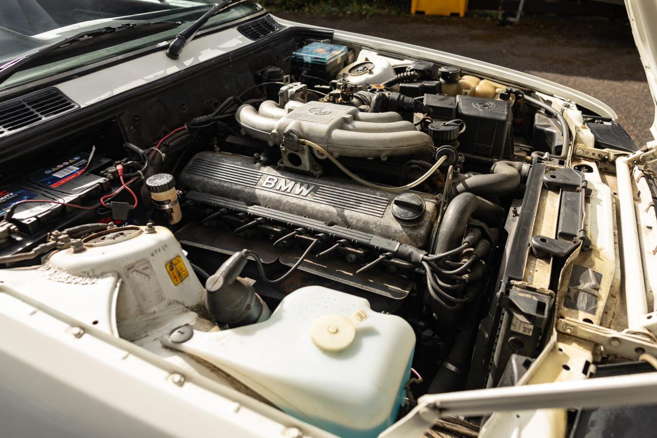 1990 BMW E30 325i Cabriolet