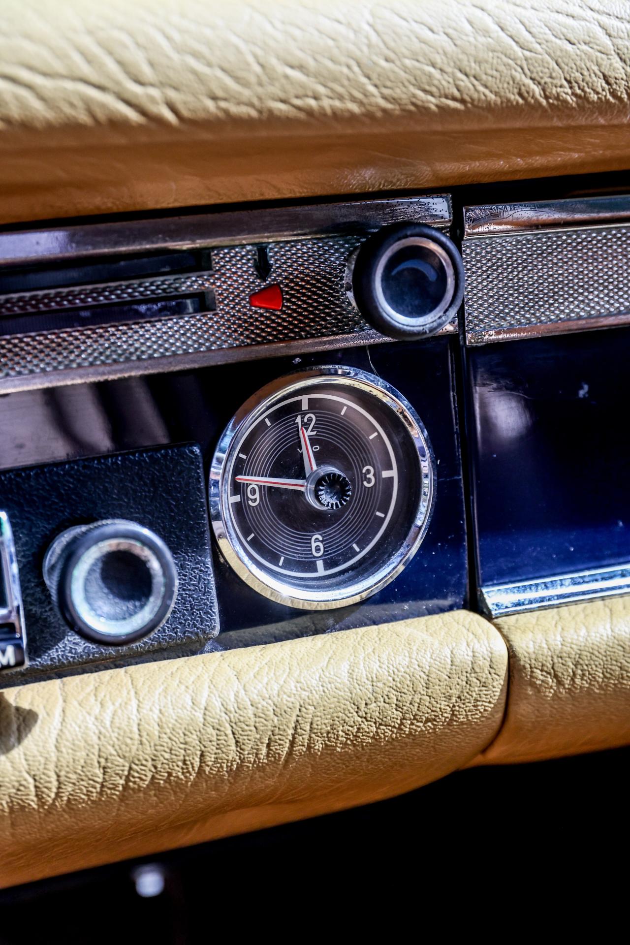 1966 Mercedes - Benz 230 SL Pagoda