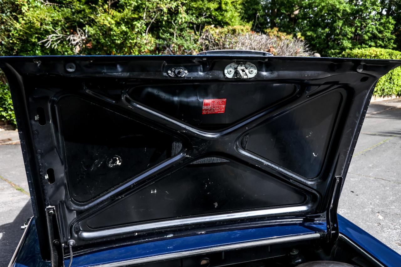 1966 Mercedes - Benz 230 SL Pagoda