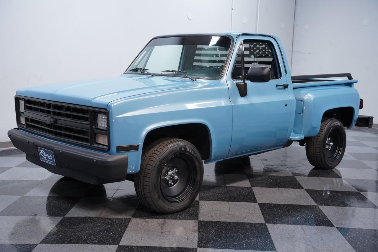 1985 Chevrolet C10 Stepside LS Restomod