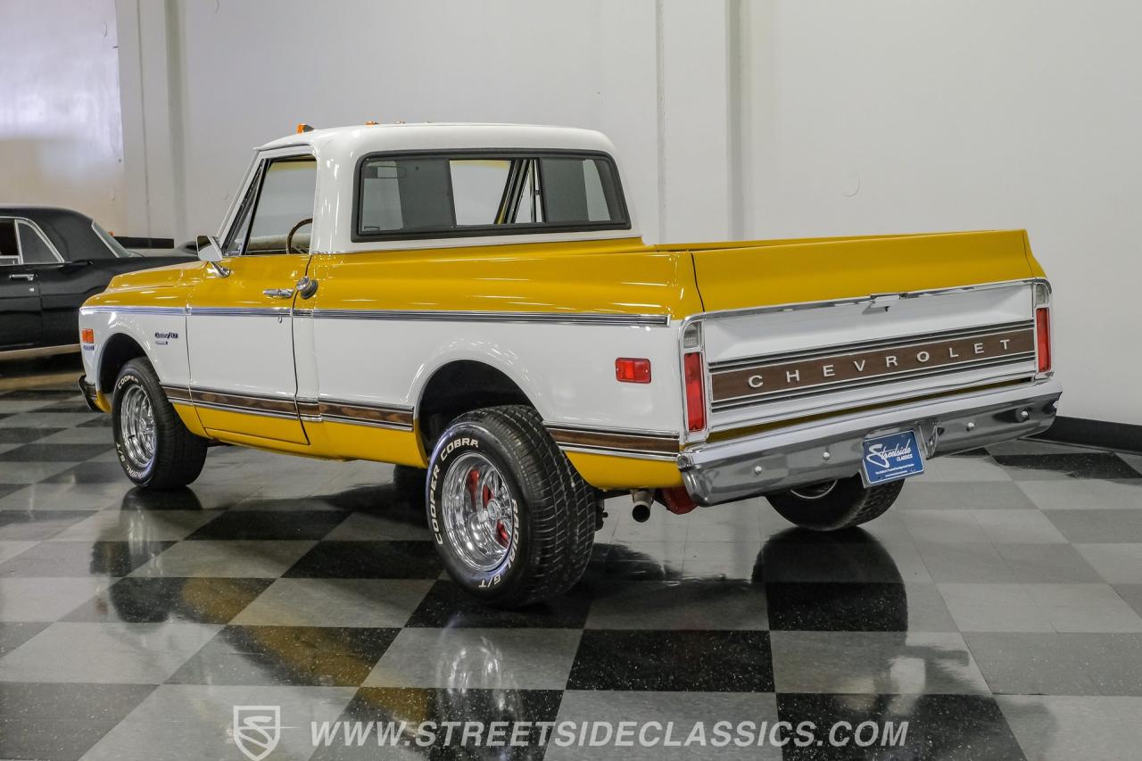 1972 Chevrolet C10 Custom Deluxe
