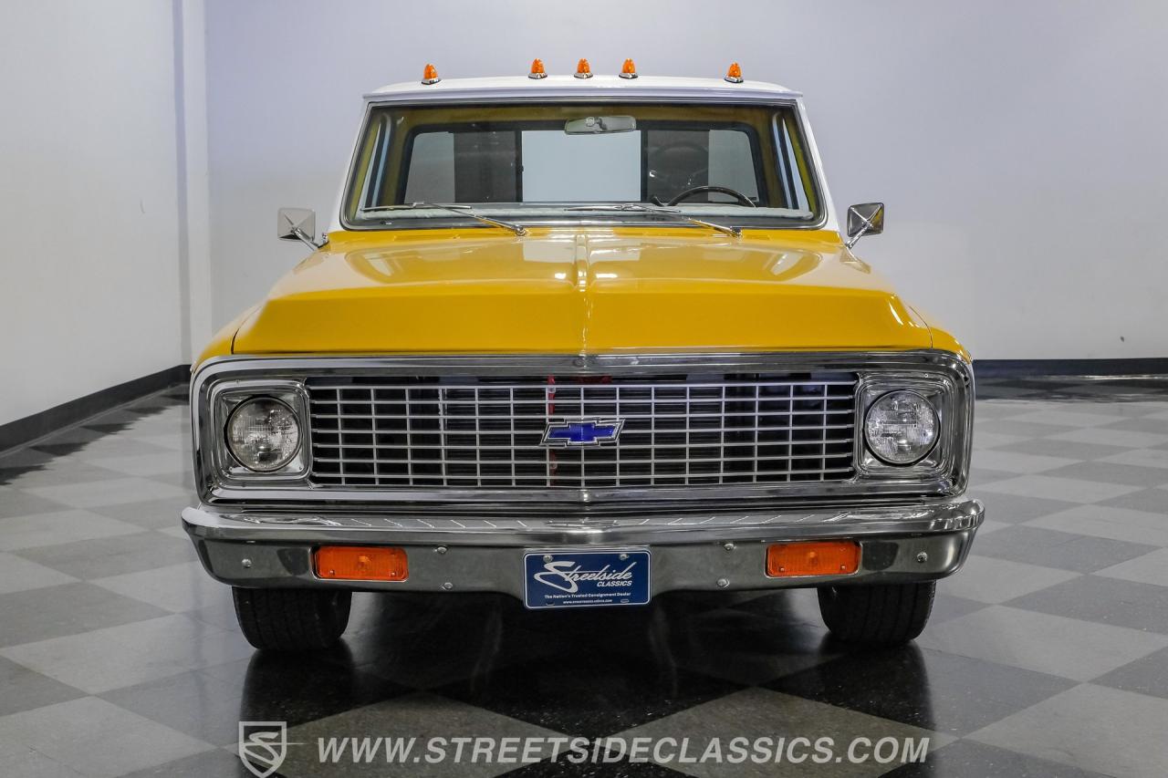 1972 Chevrolet C10 Custom Deluxe