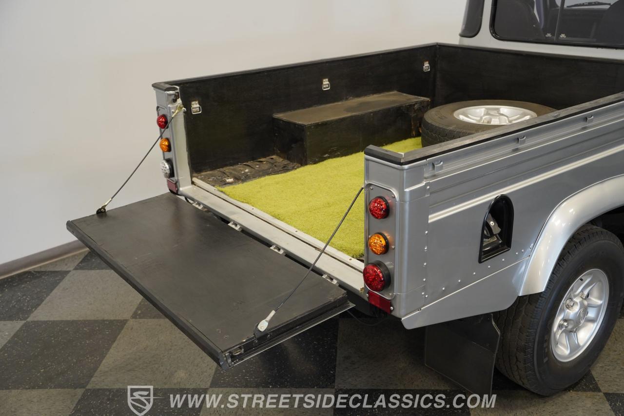 1990 Land Rover Defender 110 200TDI HI-CAP PICKUP