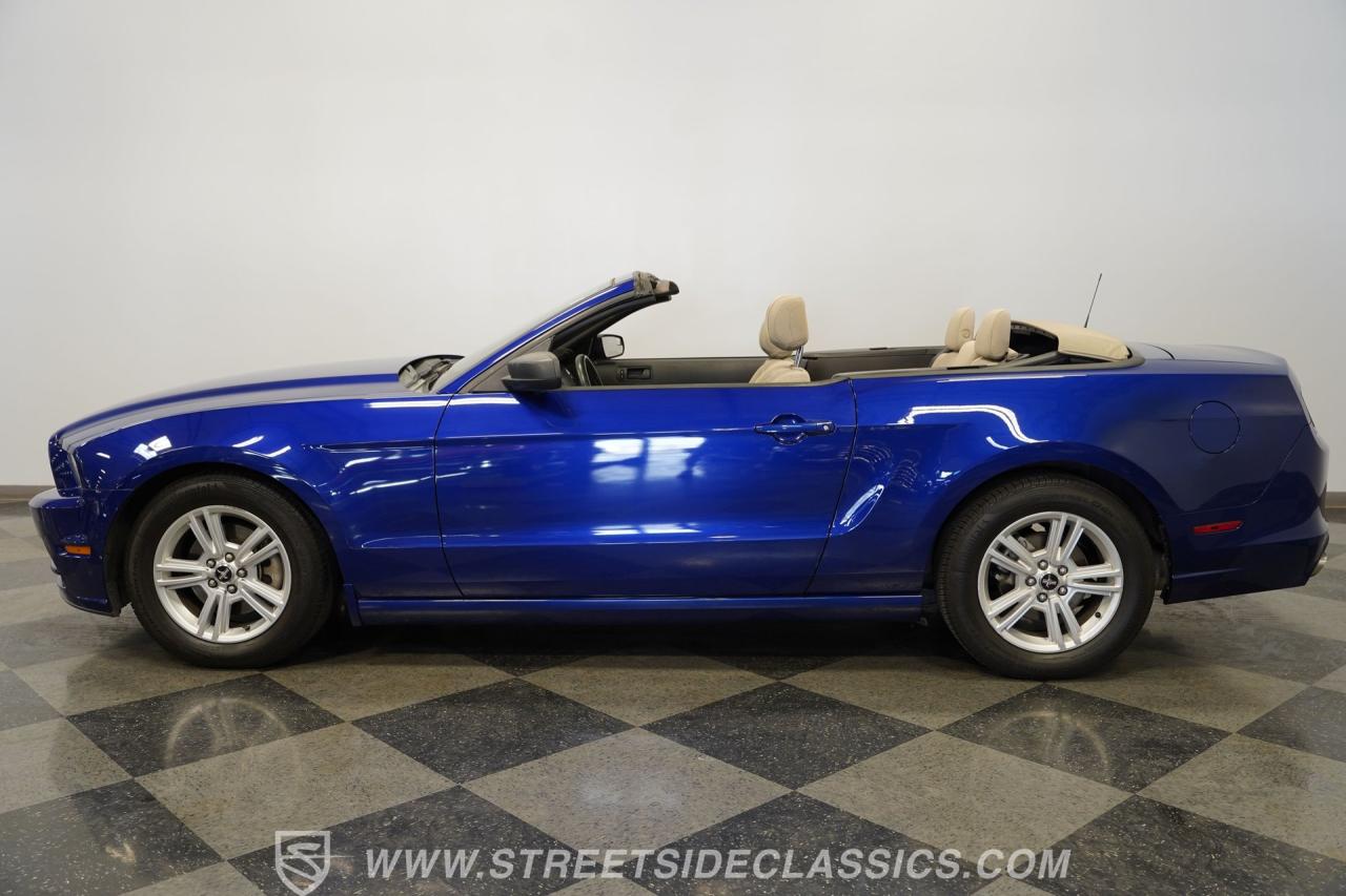 2014 Ford Mustang Convertible